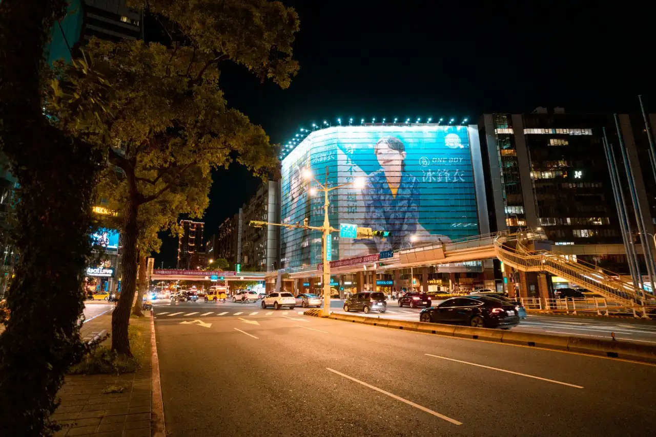 上海崧霏贸易有限公司厨房小电产品技术参数与性能对比分析