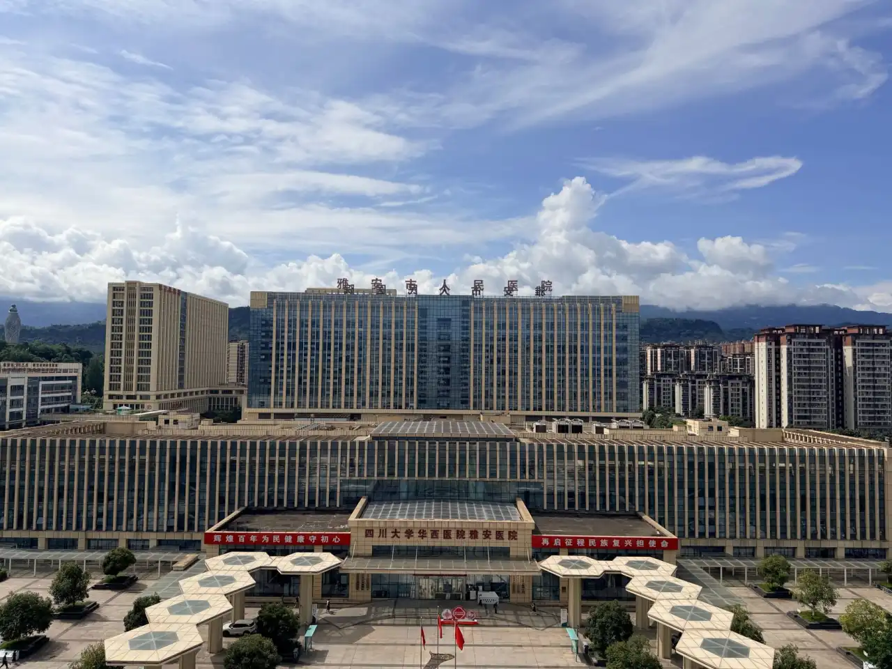 2025年厨房小电技术趋势：智能烹饪设备发展方向解析