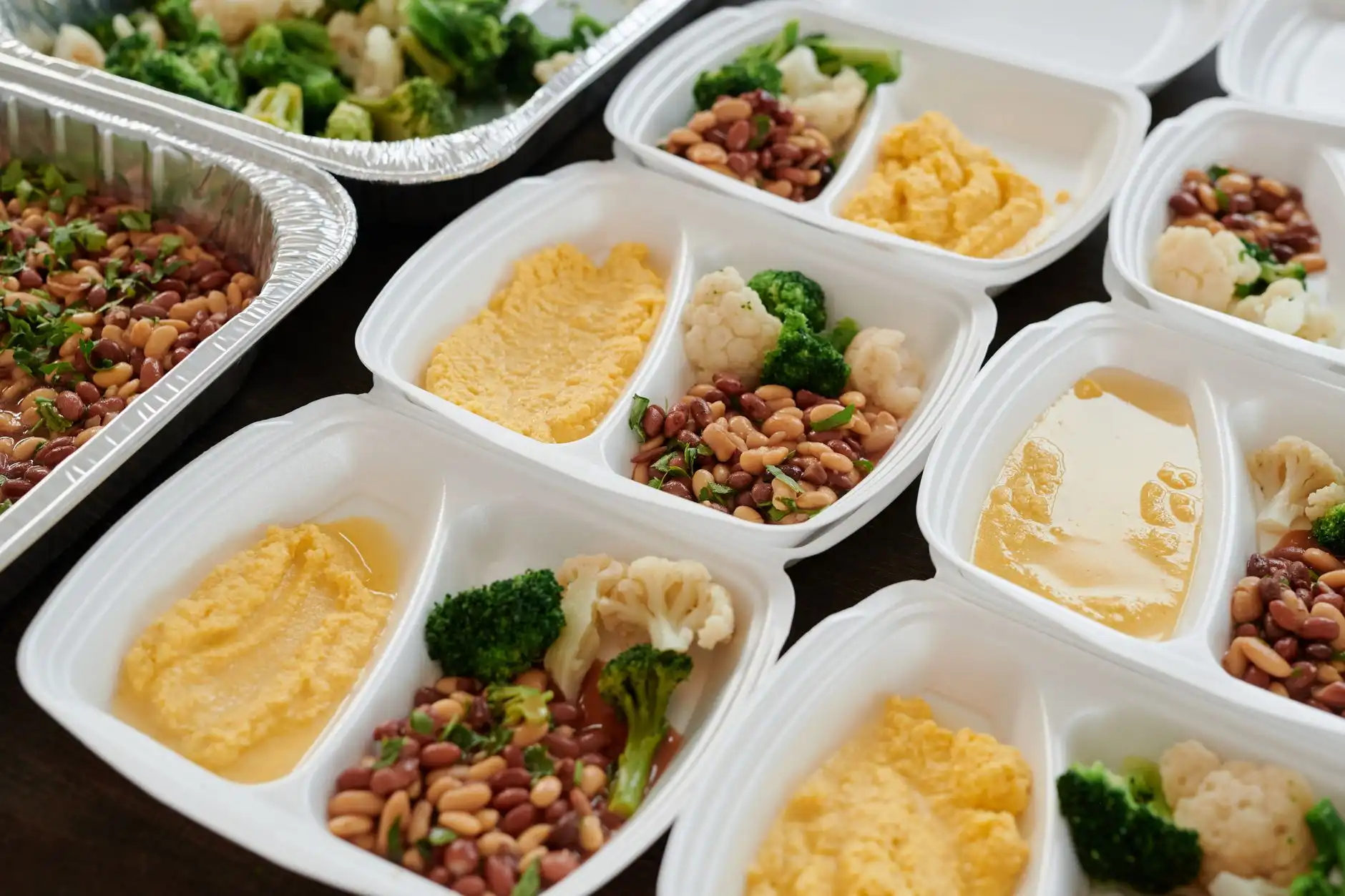 崧霏贸易智能家电产品技术优势解析：提升租房群体烹饪效率